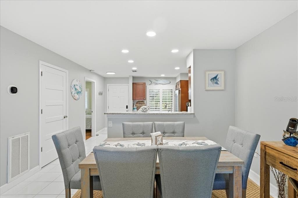 1802 MARINER DRIVE 30 photo 12