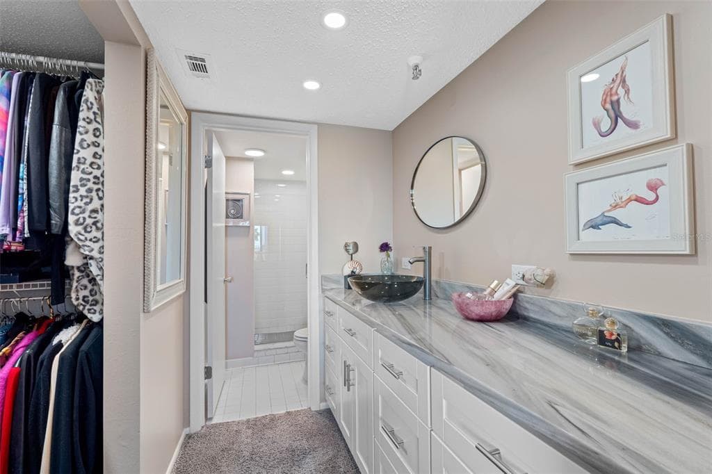 7430 SUNSHINE SKYWAY LANE S 406 photo 25