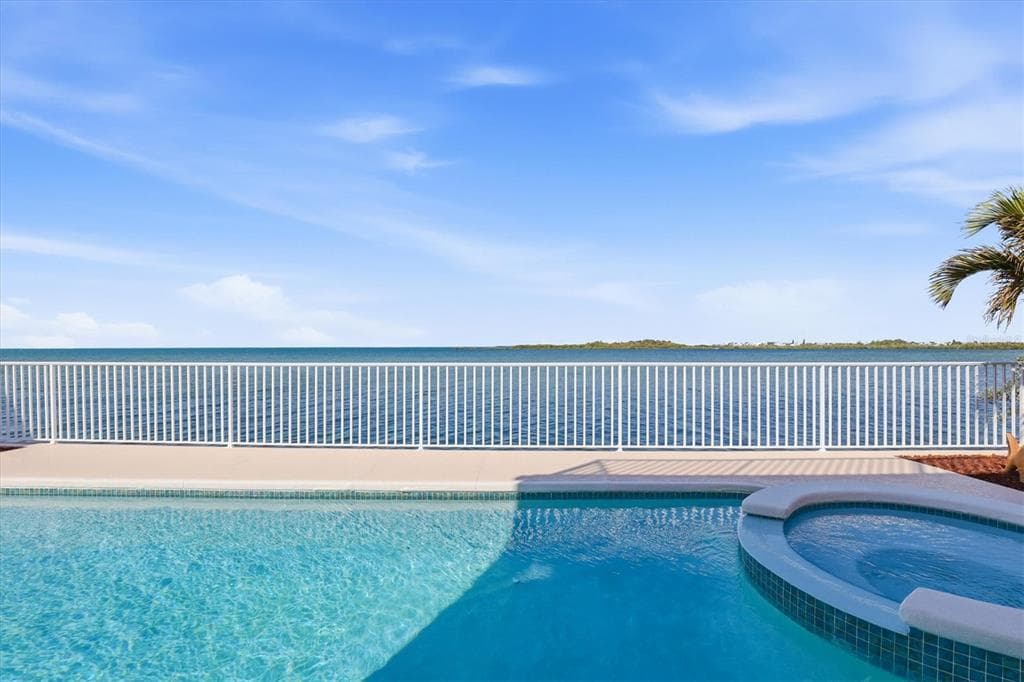 6511 DRIFTWOOD DRIVE photo 3