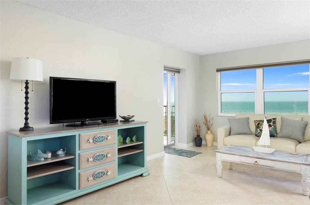 1230 GULF BOULEVARD 608 photo 12