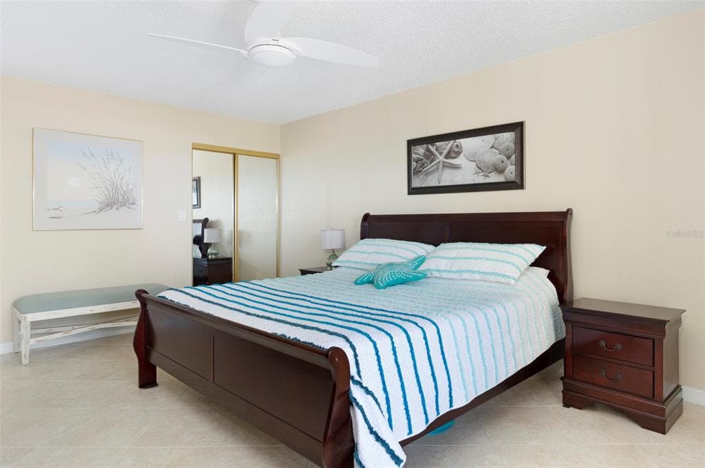 1230 GULF BOULEVARD 608 photo 18