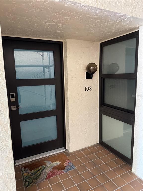 2089 GULF OF MEXICO DRIVE G1-108 photo 2