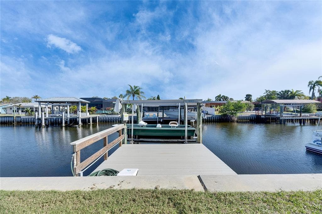 1025 APOLLO BEACH BOULEVARD 1 photo 1