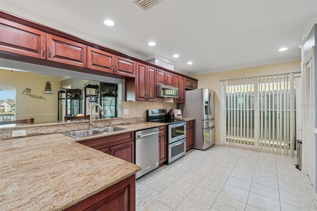 6170 SEASIDE DRIVE photo 18
