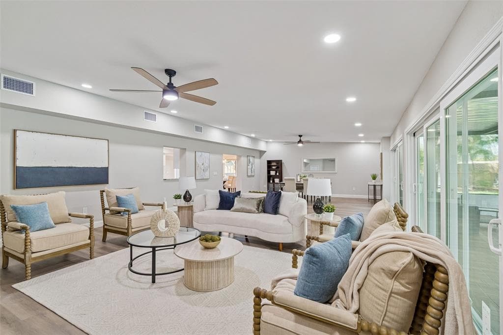 8402 BOXWOOD DRIVE 3