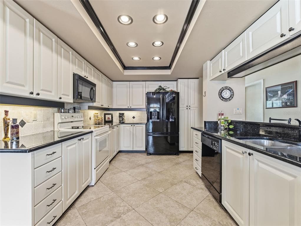 4830 LONGWATER WAY photo 20