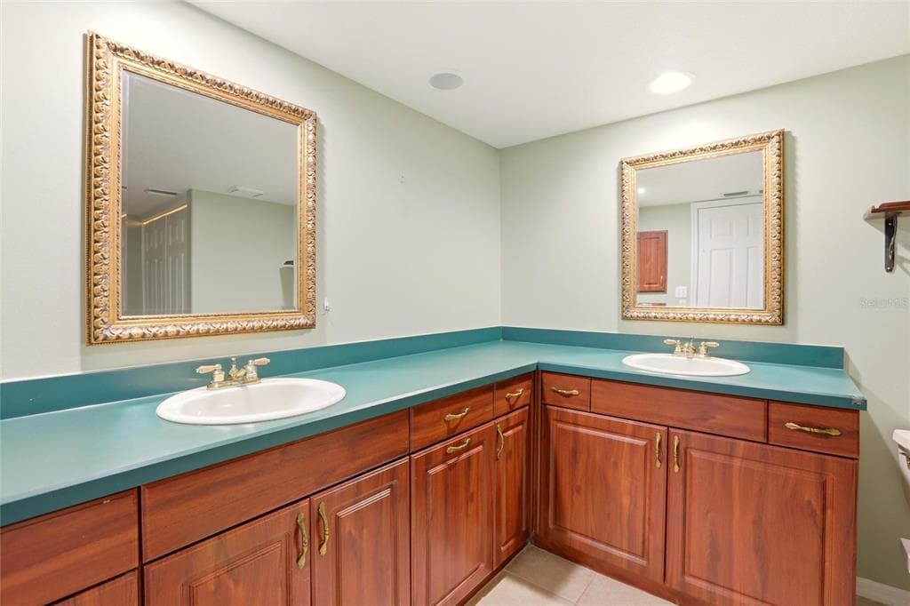 601 SHREVE STREET 25A photo 20