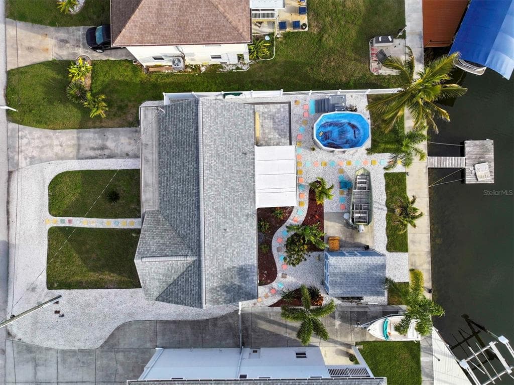 13604 MARIA DRIVE photo 11