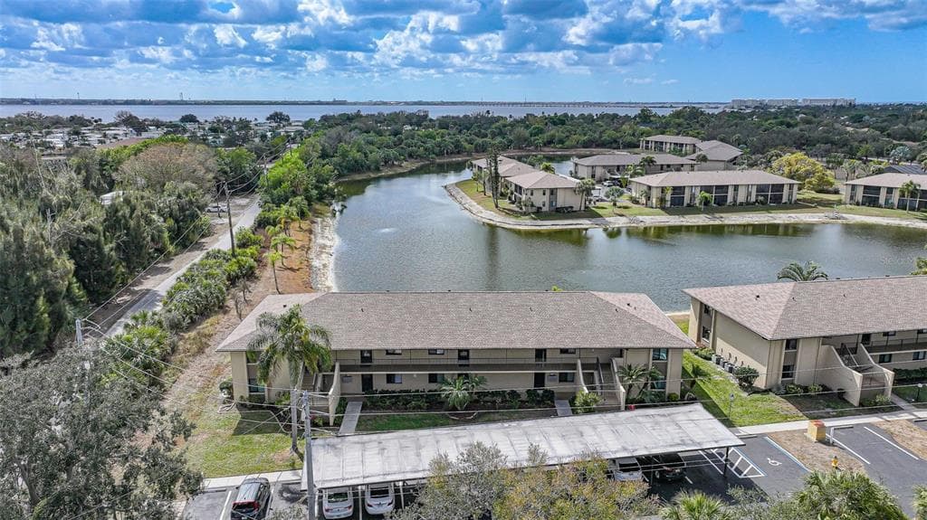 4000 OAKVIEW DRIVE L2 photo 2