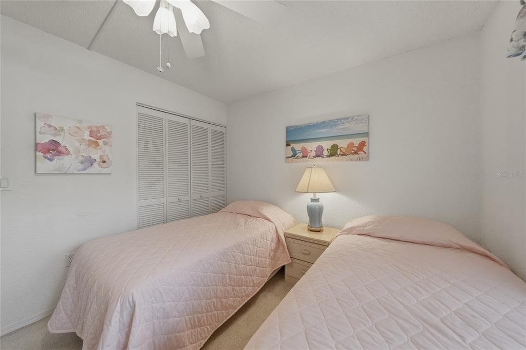 4000 OAKVIEW DRIVE L2 photo 16