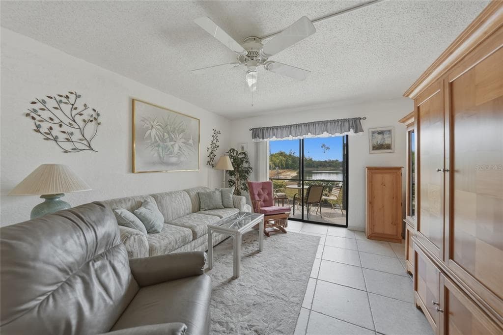 4000 OAKVIEW DRIVE L2 photo 9