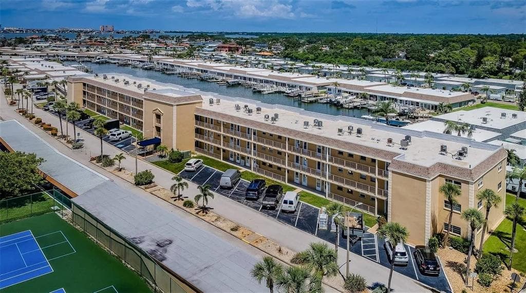 1 BOCA CIEGA POINT BOULEVARD 314 photo 23