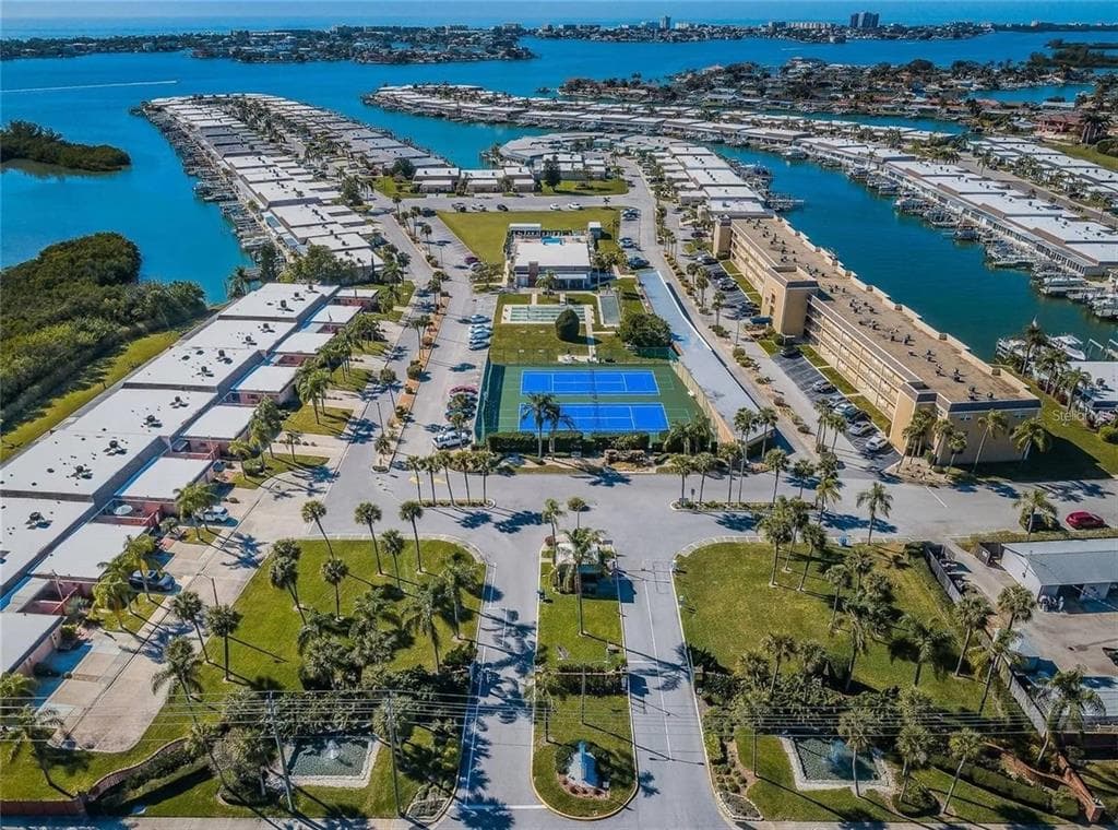 1 BOCA CIEGA POINT BOULEVARD 314 photo 25