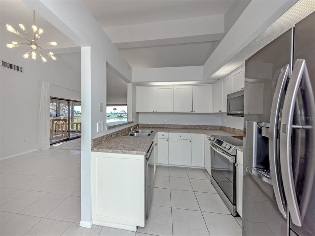 764 SARABAY ROAD 8 photo 19