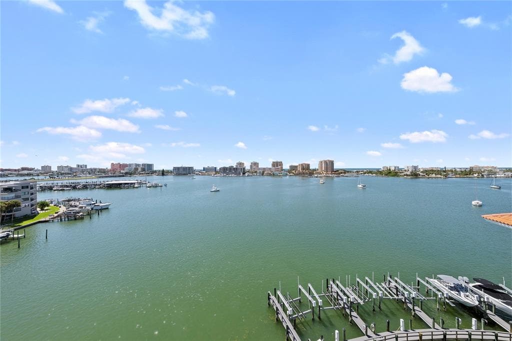 211 SKIFF POINT 2A photo 21