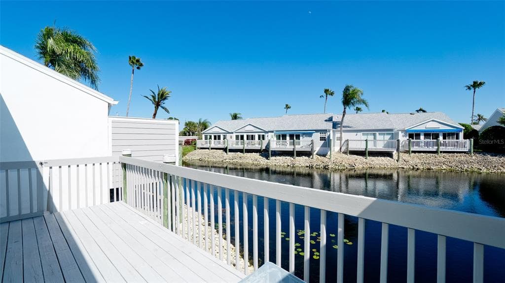 507 SANDERLING CIRCLE photo 4