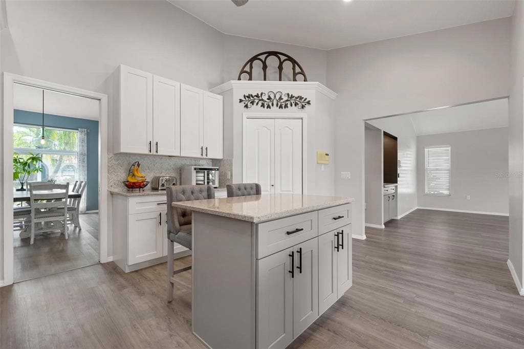 5009 SOUTHERN PINE CIRCLE photo 16