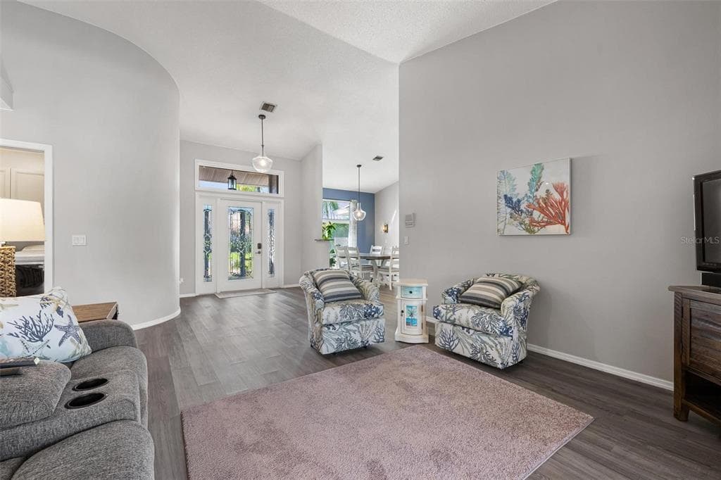5009 SOUTHERN PINE CIRCLE photo 8