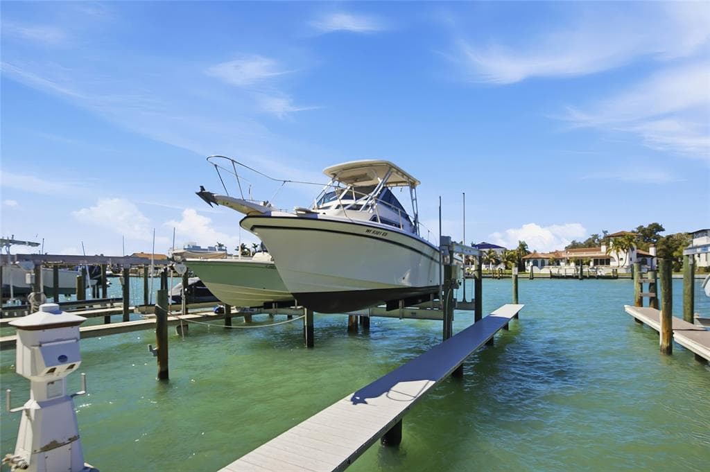 534 PINELLAS BAYWAY S #101 4