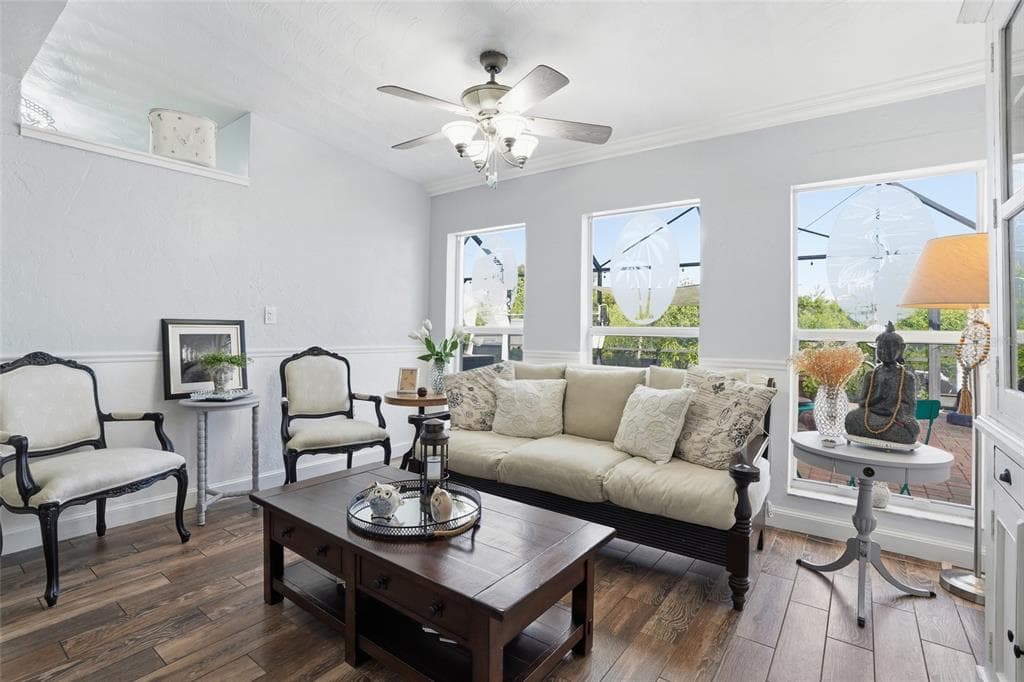 4086 GARDNER DRIVE photo 13