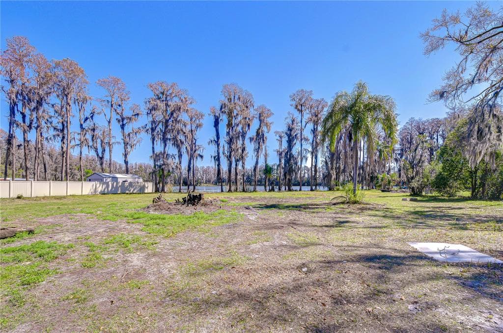 6608 WISTERIA LOOP photo 8