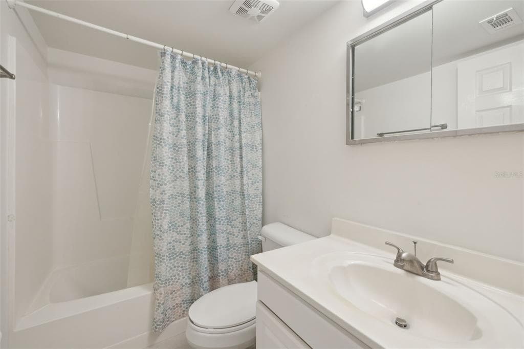 125 RIVER BEND PLACE D photo 24