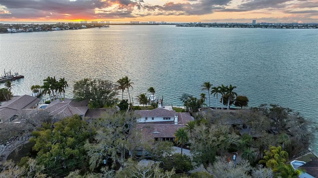 1504 S LODGE DRIVE 4