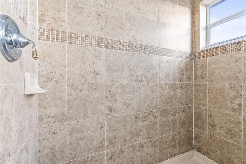 2258 BALSAN WAY photo 20