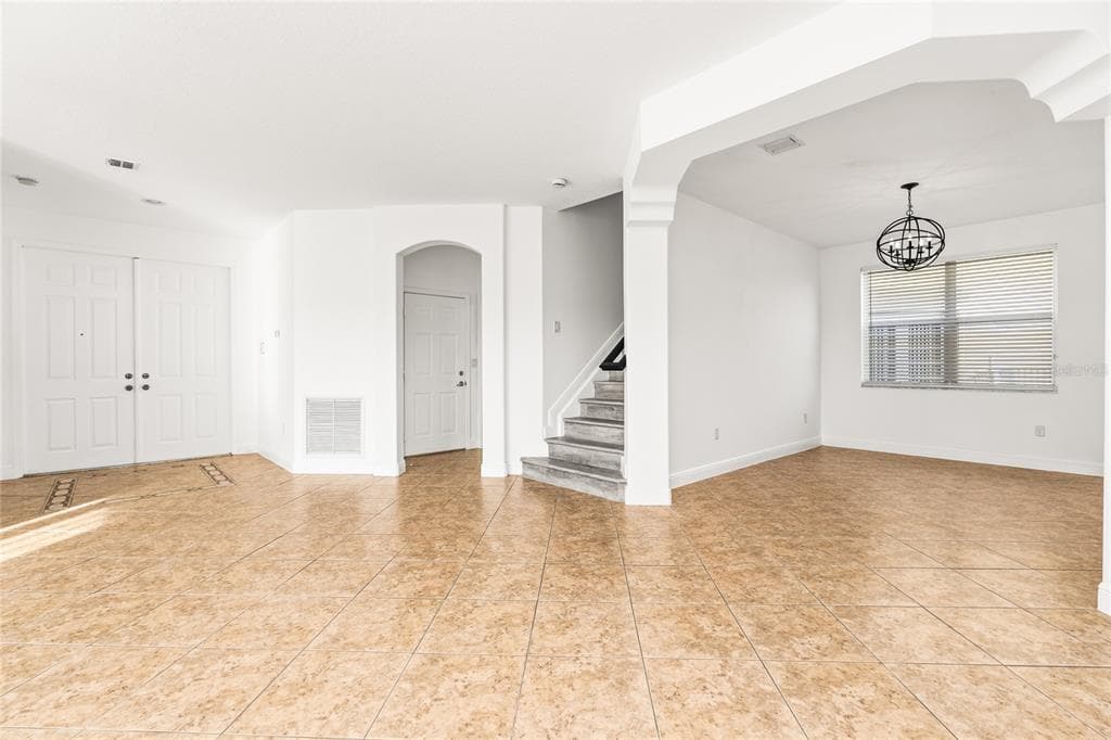 2258 BALSAN WAY photo 9