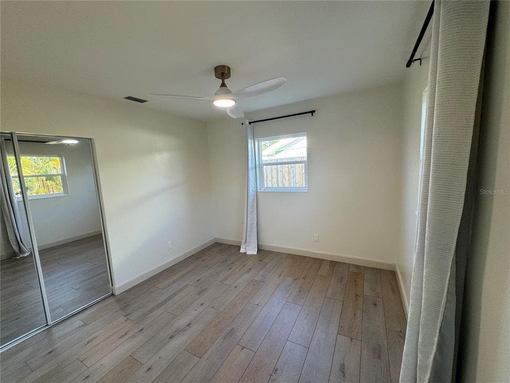 1500 CARSON CIRCLE NE photo 24