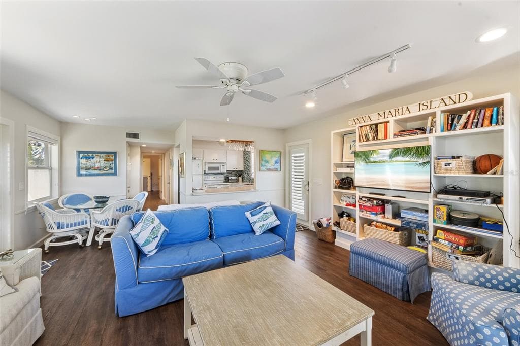 103 PALM AVENUE photo 20