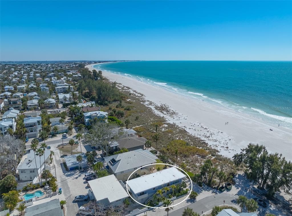 103 PALM AVENUE photo 4