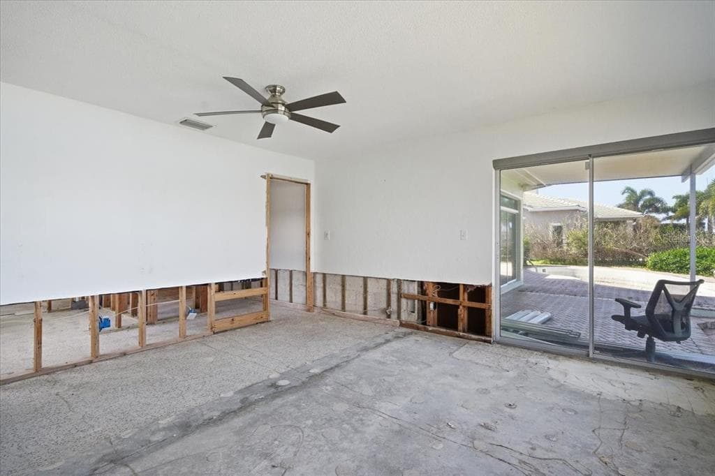 411 55TH AVENUE photo 24