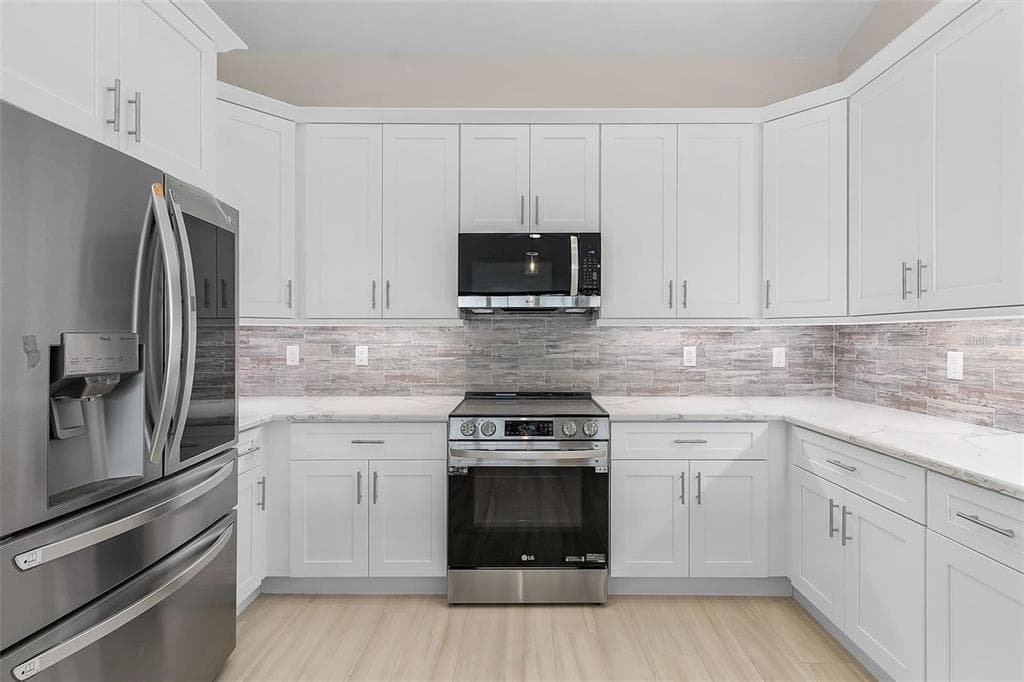 16309 CAYMAN LANE photo 7