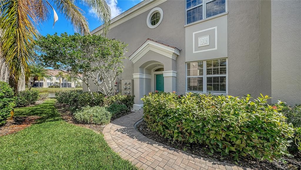 5235 PARISIENNE PLACE 101B28 photo 1