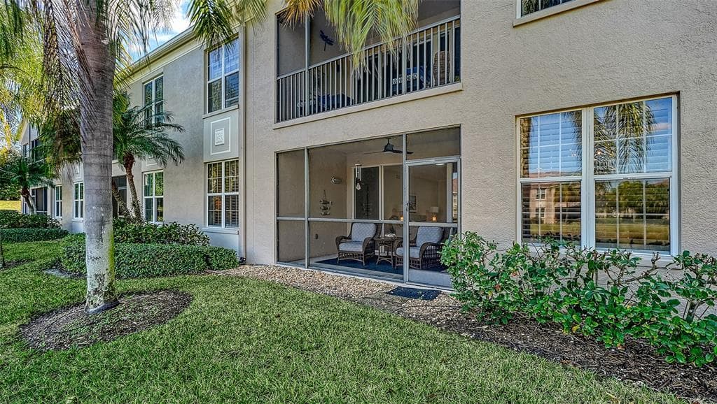 5235 PARISIENNE PLACE 101B28 photo 25