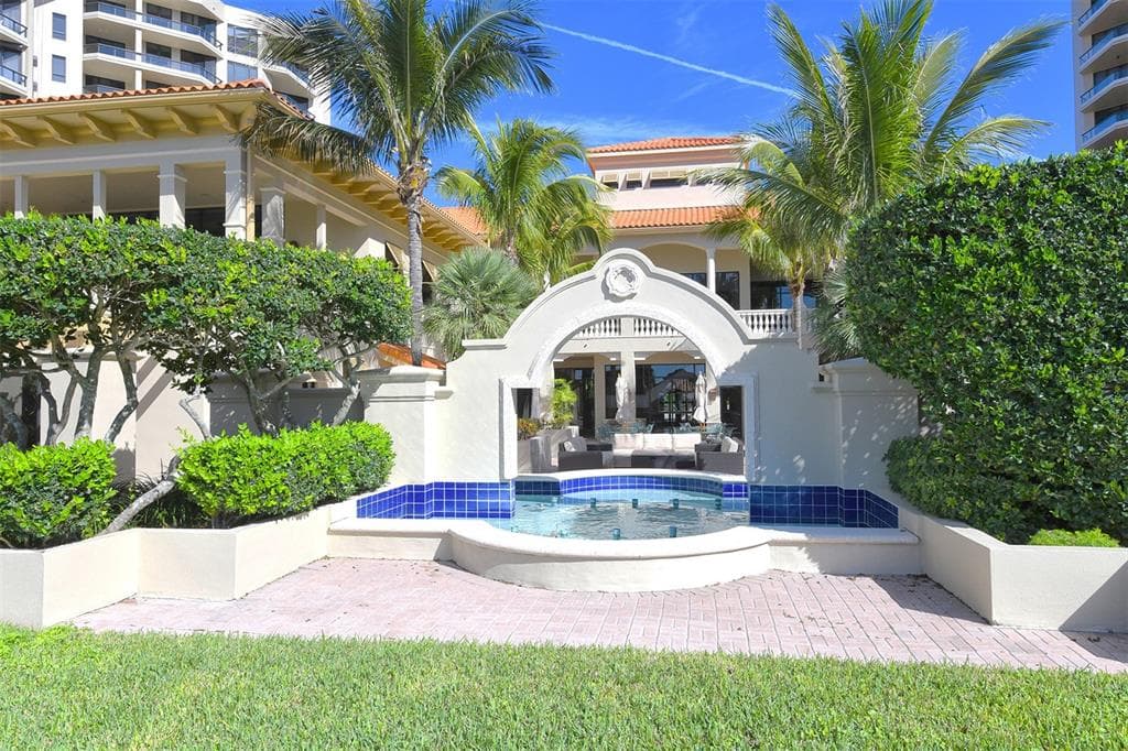 1241 GULF OF MEXICO DRIVE 111 photo 23