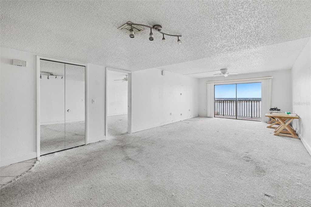 7300 SUN ISLAND DRIVE S 1602 photo 17