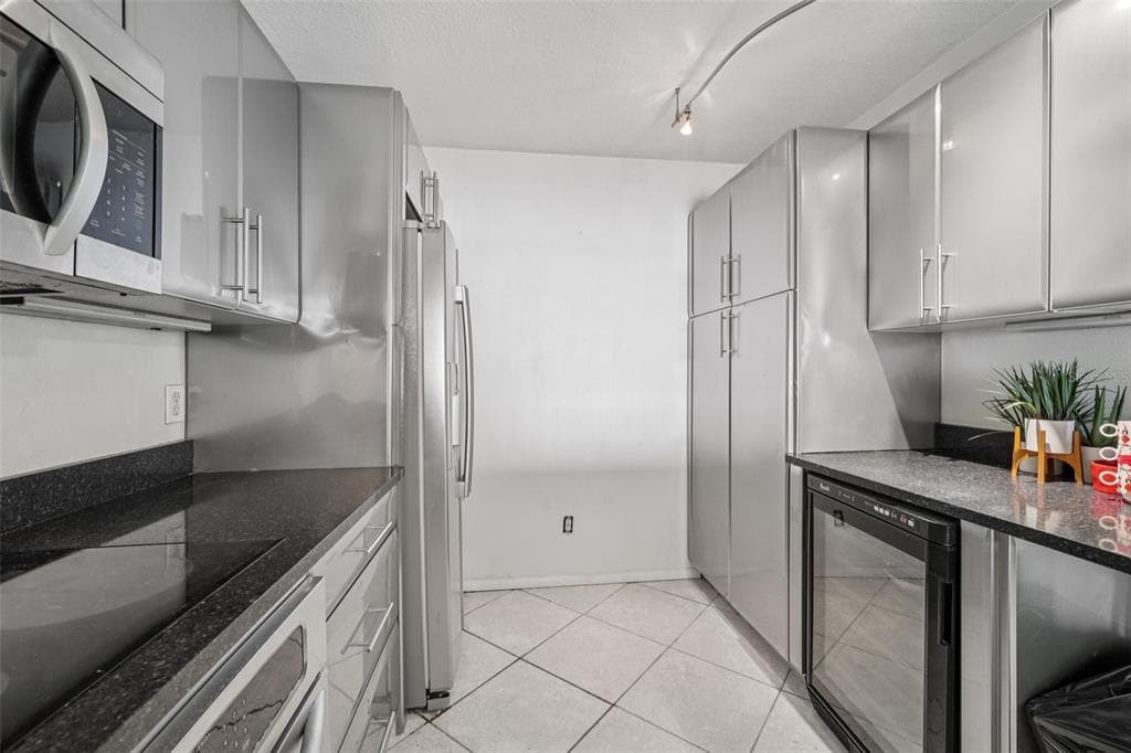 7300 SUN ISLAND DRIVE S 1602 photo 12
