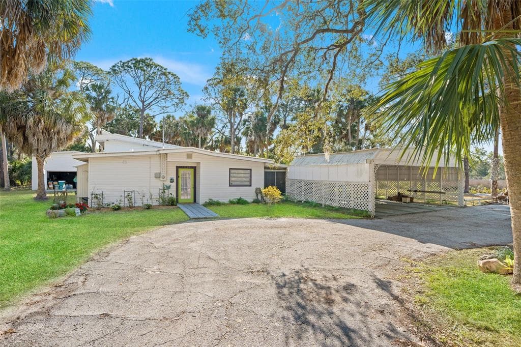 1524 INDIAN BAY ROAD photo 1