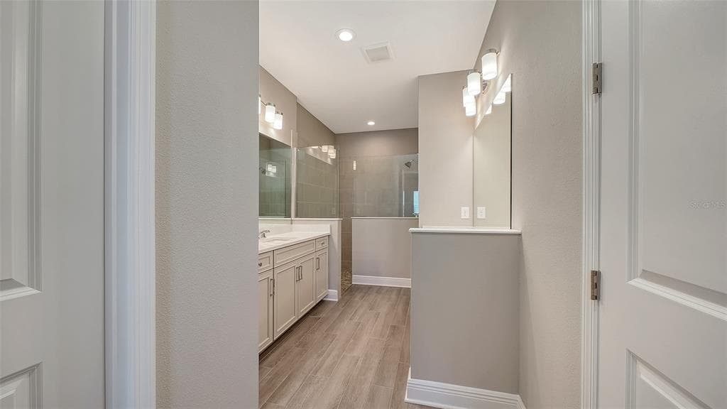 2118 SYLVESTER PALM LANE photo 24