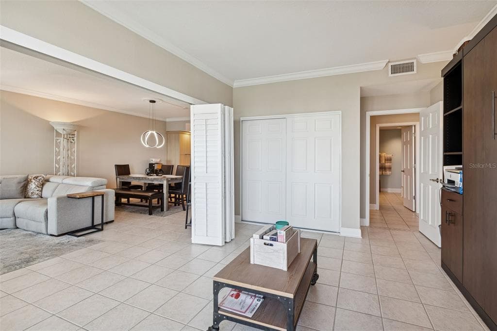 4 BELLEVIEW BOULEVARD 701 photo 25