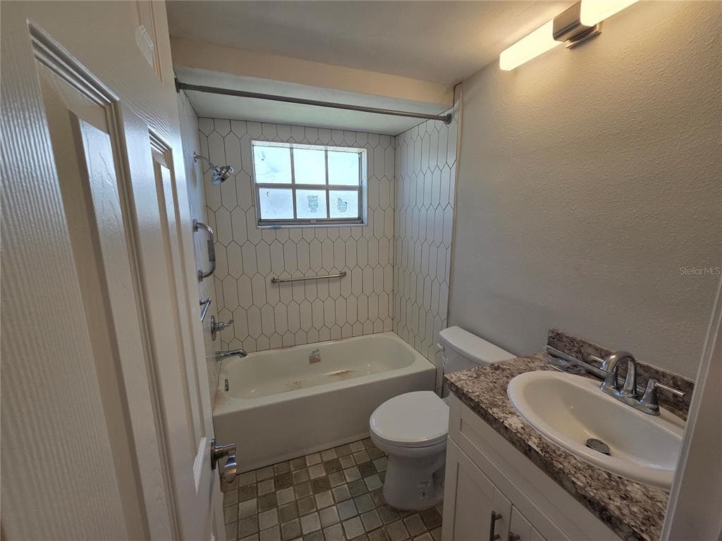 4120 STRATFORD DRIVE photo 11