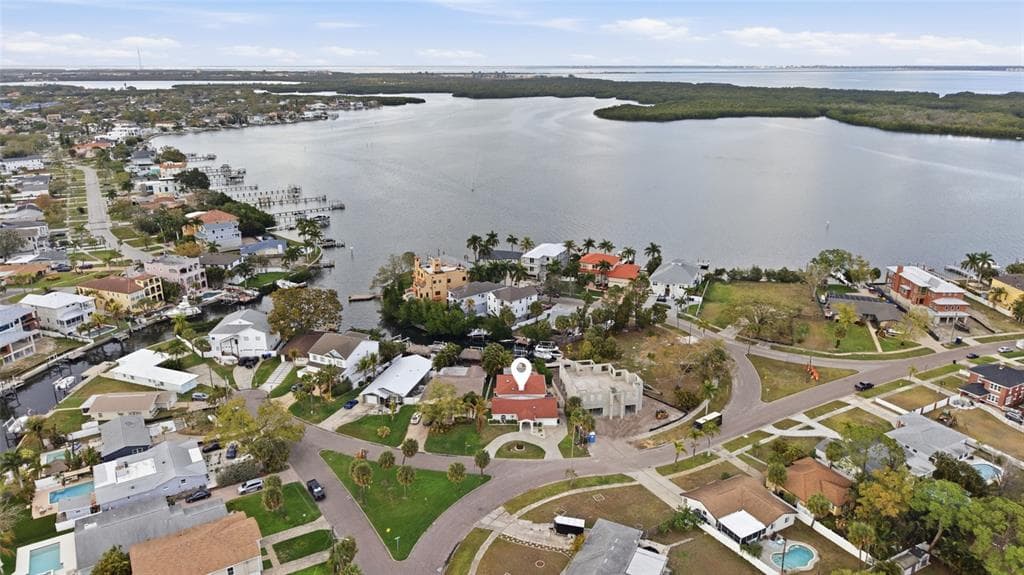 1801 BAYOU GRANDE BOULEVARD NE 4