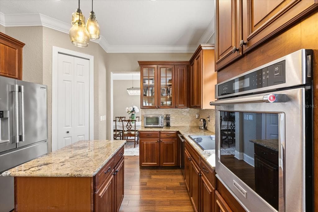 2450 DAHLGREN WAY photo 21