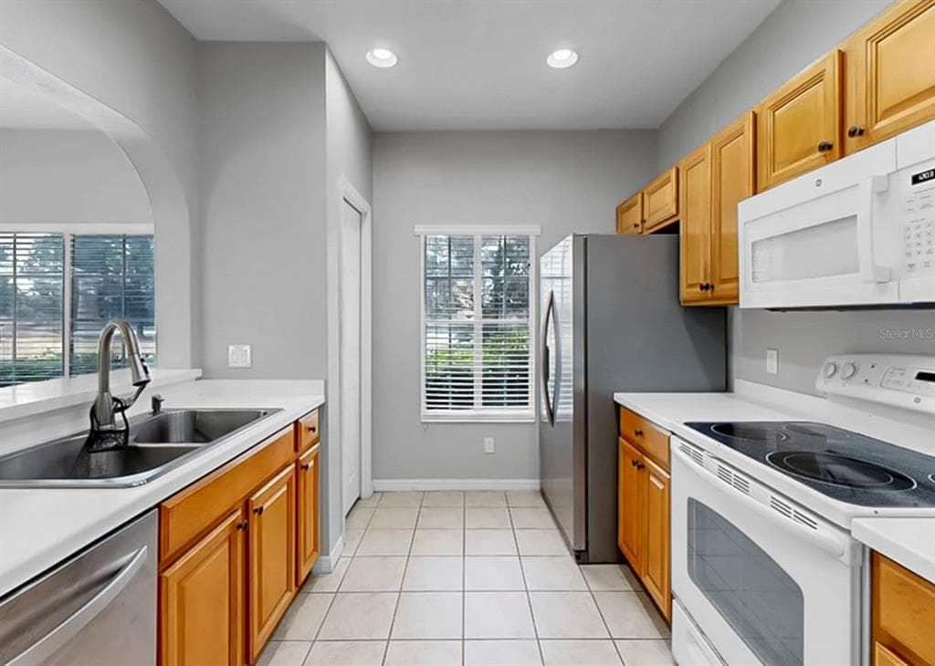208 CAPE HARBOUR LOOP 102 photo 9