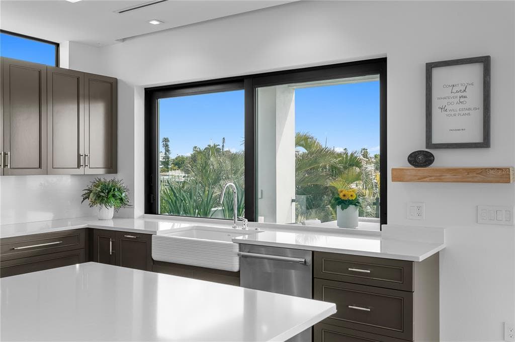 1801 PASS A GRILLE WAY photo 16