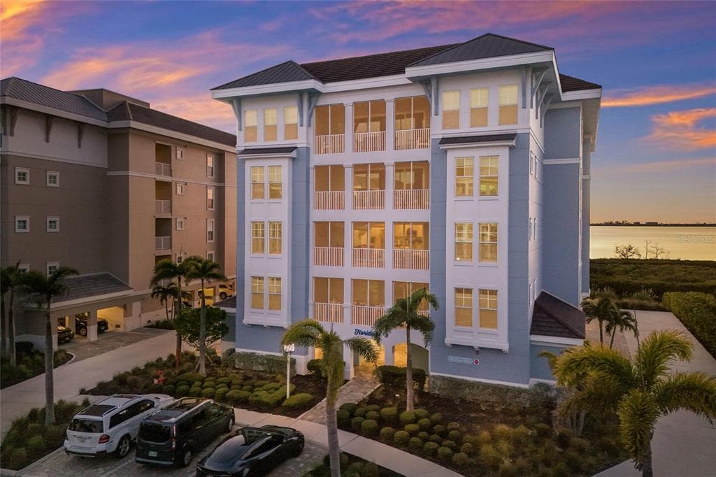 376 ARUBA CIRCLE 203 photo 1
