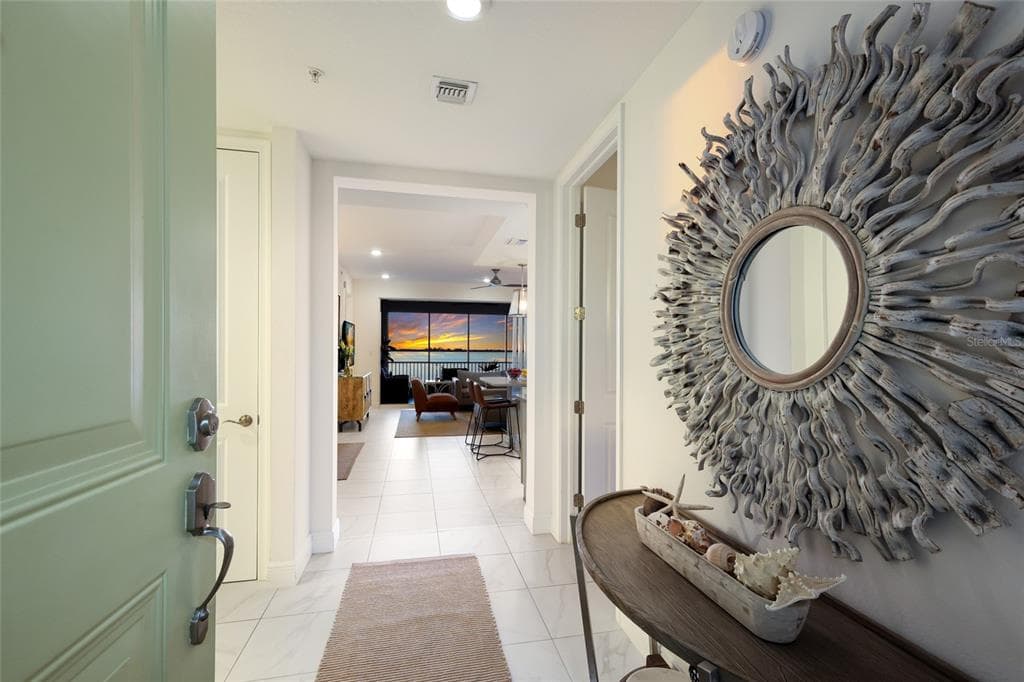 376 ARUBA CIRCLE 203 photo 5