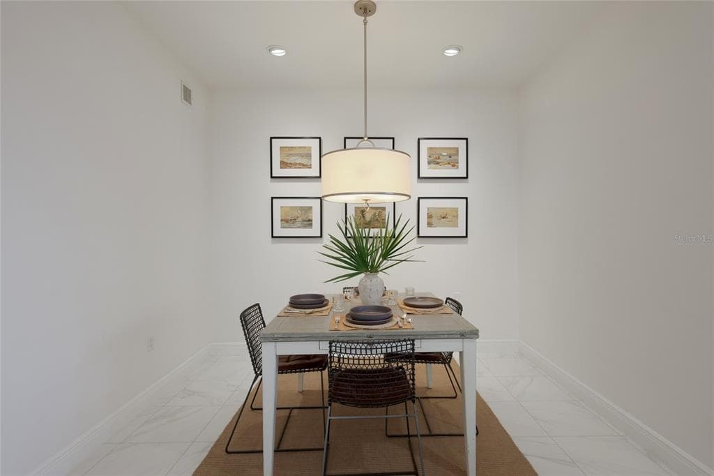 376 ARUBA CIRCLE 203 photo 9